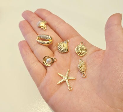 Seashell Paracord Charm Bracelet